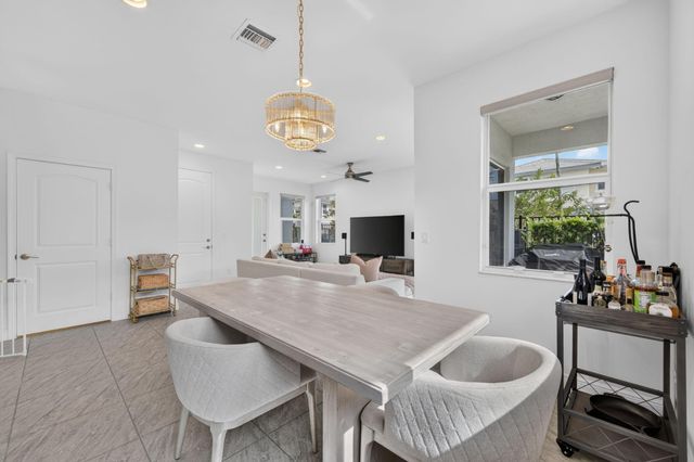 6994 Pines Circle, Coconut Creek, FL 33073