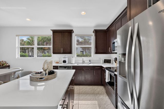 6994 Pines Circle, Coconut Creek, FL 33073