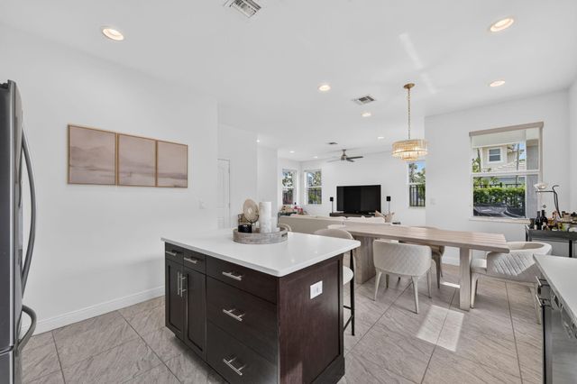 6994 Pines Circle, Coconut Creek, FL 33073
