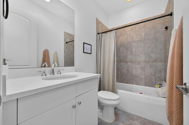 6994 Pines Circle, Coconut Creek, FL 33073