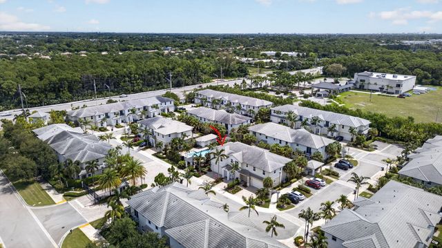 6994 Pines Circle, Coconut Creek, FL 33073