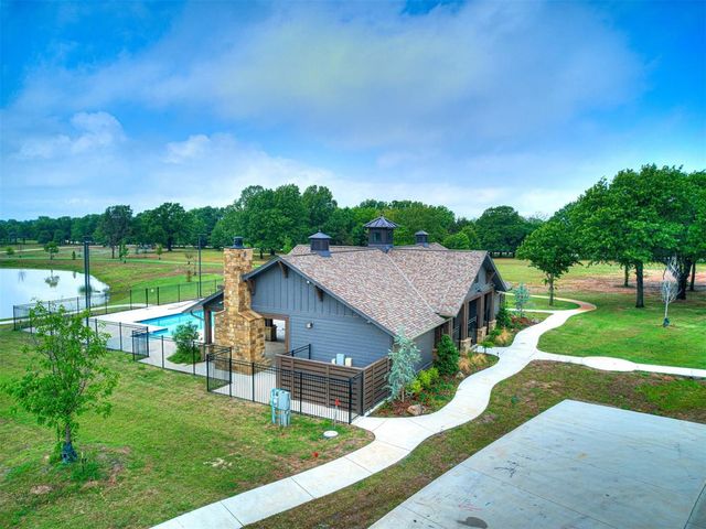 8 Patriot Pointe, Eufaula, OK 74432