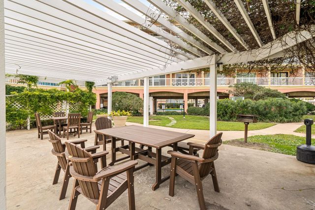 6300 Seawall Boulevard 2201, Galveston, TX 77551