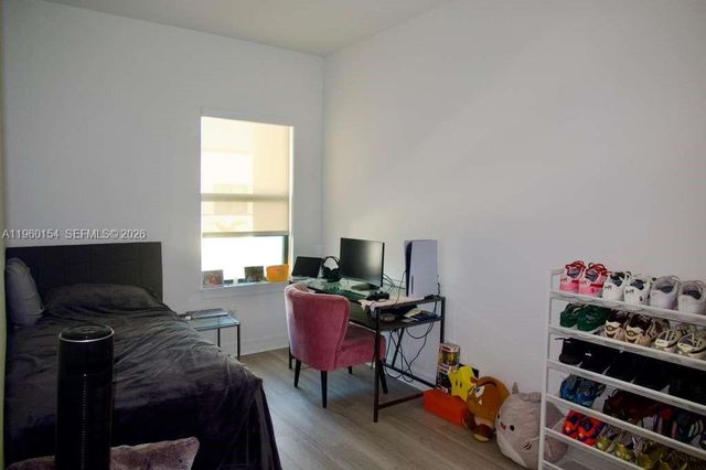 8352 NW 7th Pl, Plantation, FL 33324