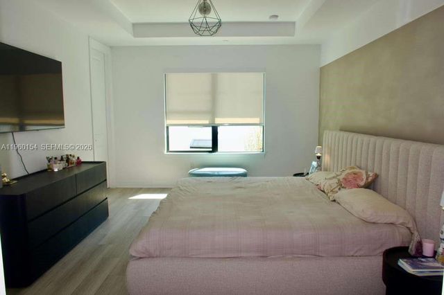 8352 NW 7th Pl, Plantation, FL 33324