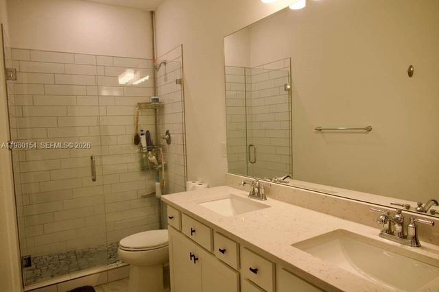 8352 NW 7th Pl, Plantation, FL 33324