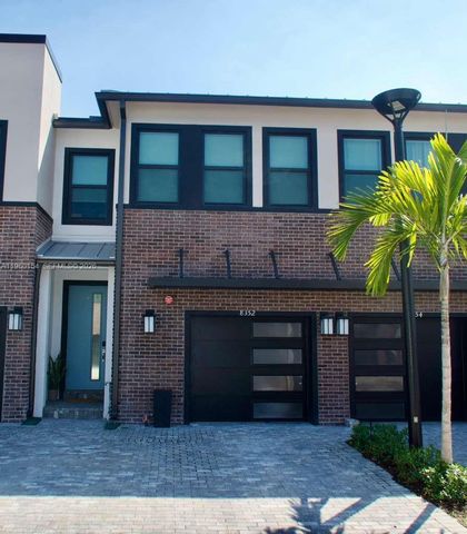 8352 NW 7th Pl, Plantation, FL 33324