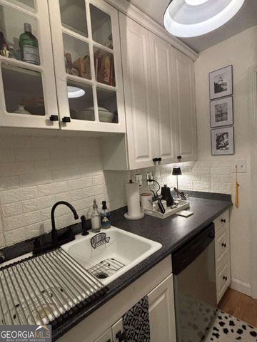 395 Pharr Road NE 403, Atlanta, GA 30305