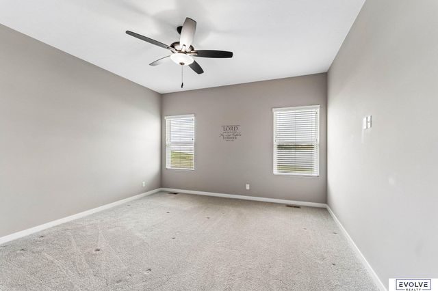 18472 Chutney Drive, Omaha, NE 68136