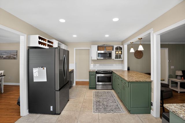 2331 Vanderbilt Drive, Charleston, SC 29414