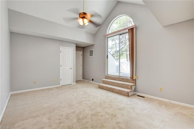 717 Inlet Quay Apt G, Chesapeake, VA 23320