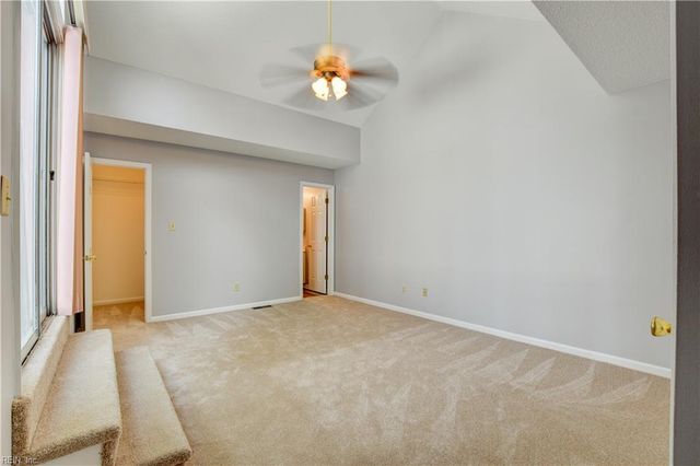 717 Inlet Quay Apt G, Chesapeake, VA 23320