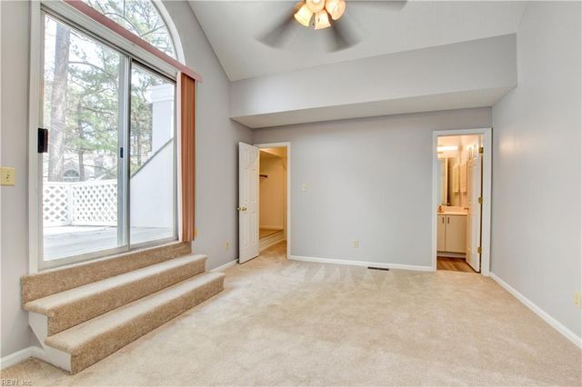 717 Inlet Quay Apt G, Chesapeake, VA 23320