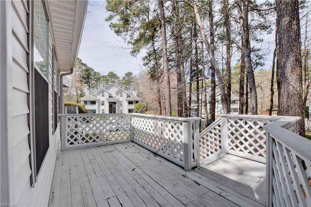 717 Inlet Quay Apt G, Chesapeake, VA 23320