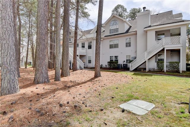 717 Inlet Quay Apt G, Chesapeake, VA 23320