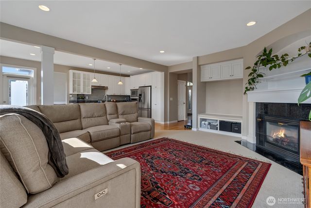 25128 161st Place SE, Covington, WA 98042