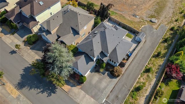 25128 161st Place SE, Covington, WA 98042