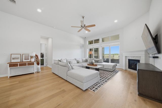 2420 Sky Harbor Lane, Friendswood, TX 77546