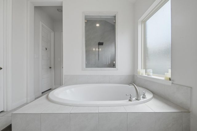 2420 Sky Harbor Lane, Friendswood, TX 77546