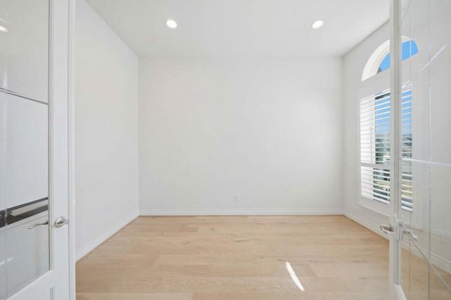 2420 Sky Harbor Lane, Friendswood, TX 77546