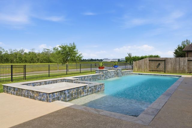 2420 Sky Harbor Lane, Friendswood, TX 77546