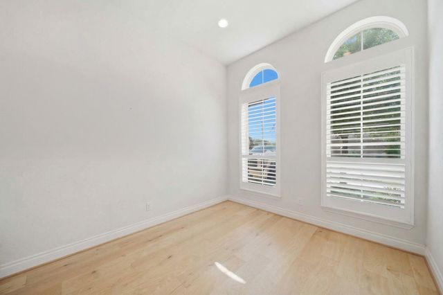 2420 Sky Harbor Lane, Friendswood, TX 77546