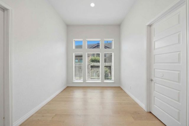 2420 Sky Harbor Lane, Friendswood, TX 77546