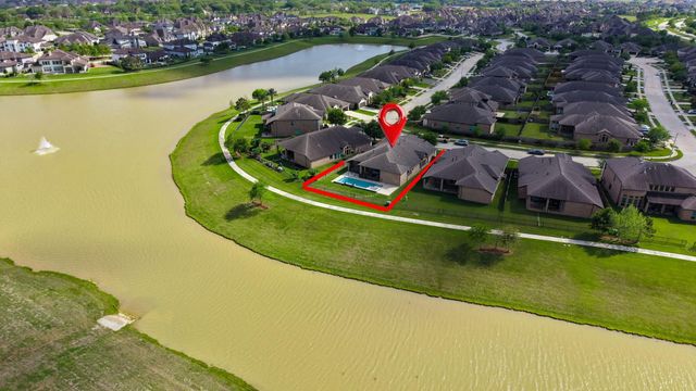 2420 Sky Harbor Lane, Friendswood, TX 77546