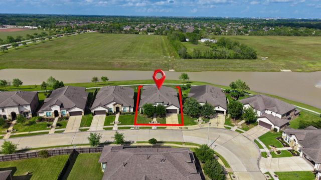 2420 Sky Harbor Lane, Friendswood, TX 77546
