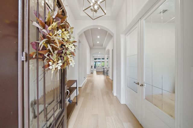 2420 Sky Harbor Lane, Friendswood, TX 77546