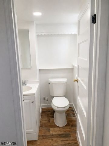 19 Cloverhill Pl, Montclair Twp., NJ 07042