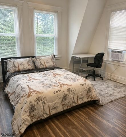 19 Cloverhill Pl, Montclair Twp., NJ 07042