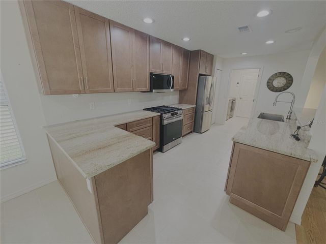 15596 SW 13TH CIRCLE, Ocala, FL 34473