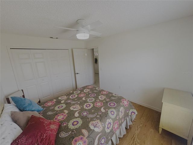 15596 SW 13TH CIRCLE, Ocala, FL 34473