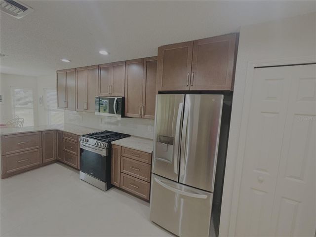 15596 SW 13TH CIRCLE, Ocala, FL 34473