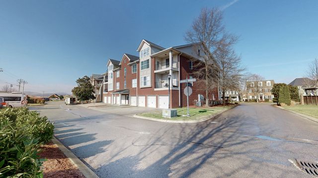 2000 Newark Ln Unit F302, Thompsons Station, TN 37179
