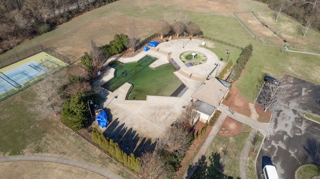 2000 Newark Ln Unit F302, Thompsons Station, TN 37179