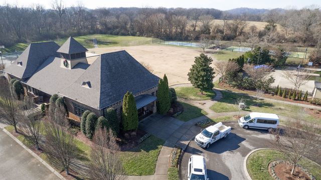 2000 Newark Ln Unit F302, Thompsons Station, TN 37179