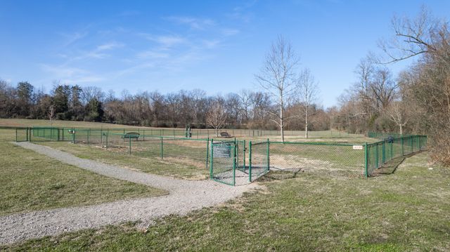 2000 Newark Ln Unit F302, Thompsons Station, TN 37179