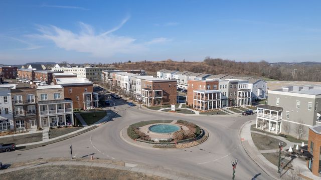 2000 Newark Ln Unit F302, Thompsons Station, TN 37179