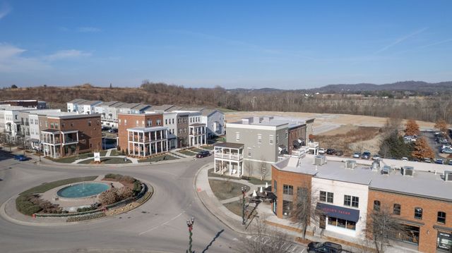 2000 Newark Ln Unit F302, Thompsons Station, TN 37179