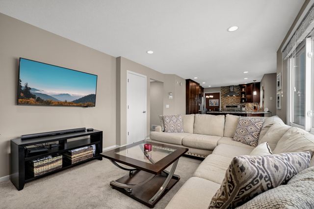 4190 Braddock Trail, Eagan, MN 55123