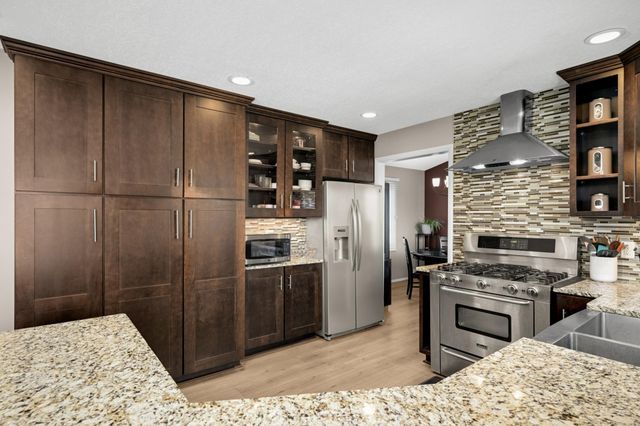 4190 Braddock Trail, Eagan, MN 55123