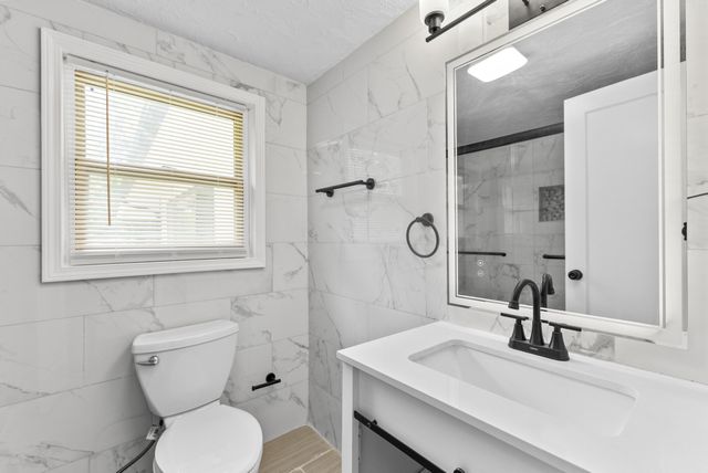 1370 Daniels St, Christiana, TN 37037
