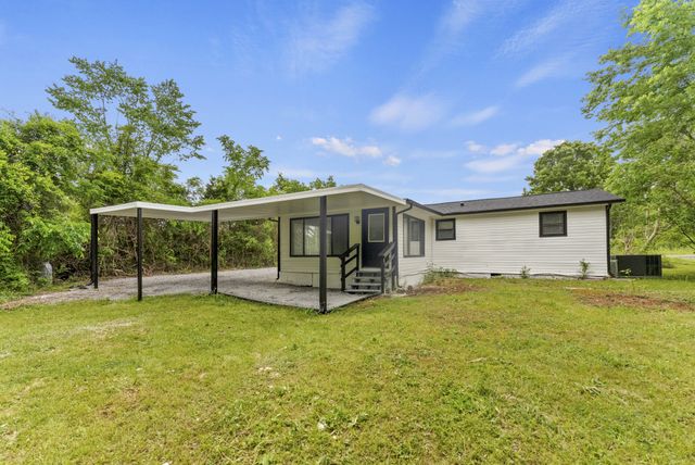 1370 Daniels St, Christiana, TN 37037