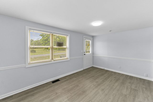 1370 Daniels St, Christiana, TN 37037