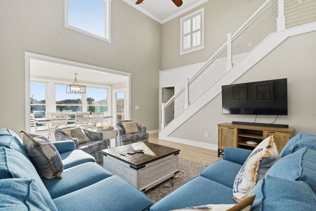 336 51st Ave. N, North Myrtle Beach, SC 29582