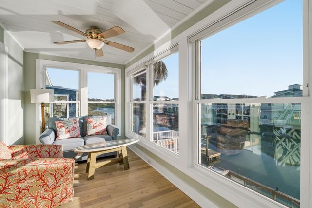 336 51st Ave. N, North Myrtle Beach, SC 29582