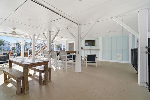 336 51st Ave. N, North Myrtle Beach, SC 29582