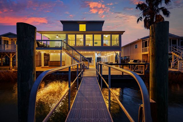 336 51st Ave. N, North Myrtle Beach, SC 29582